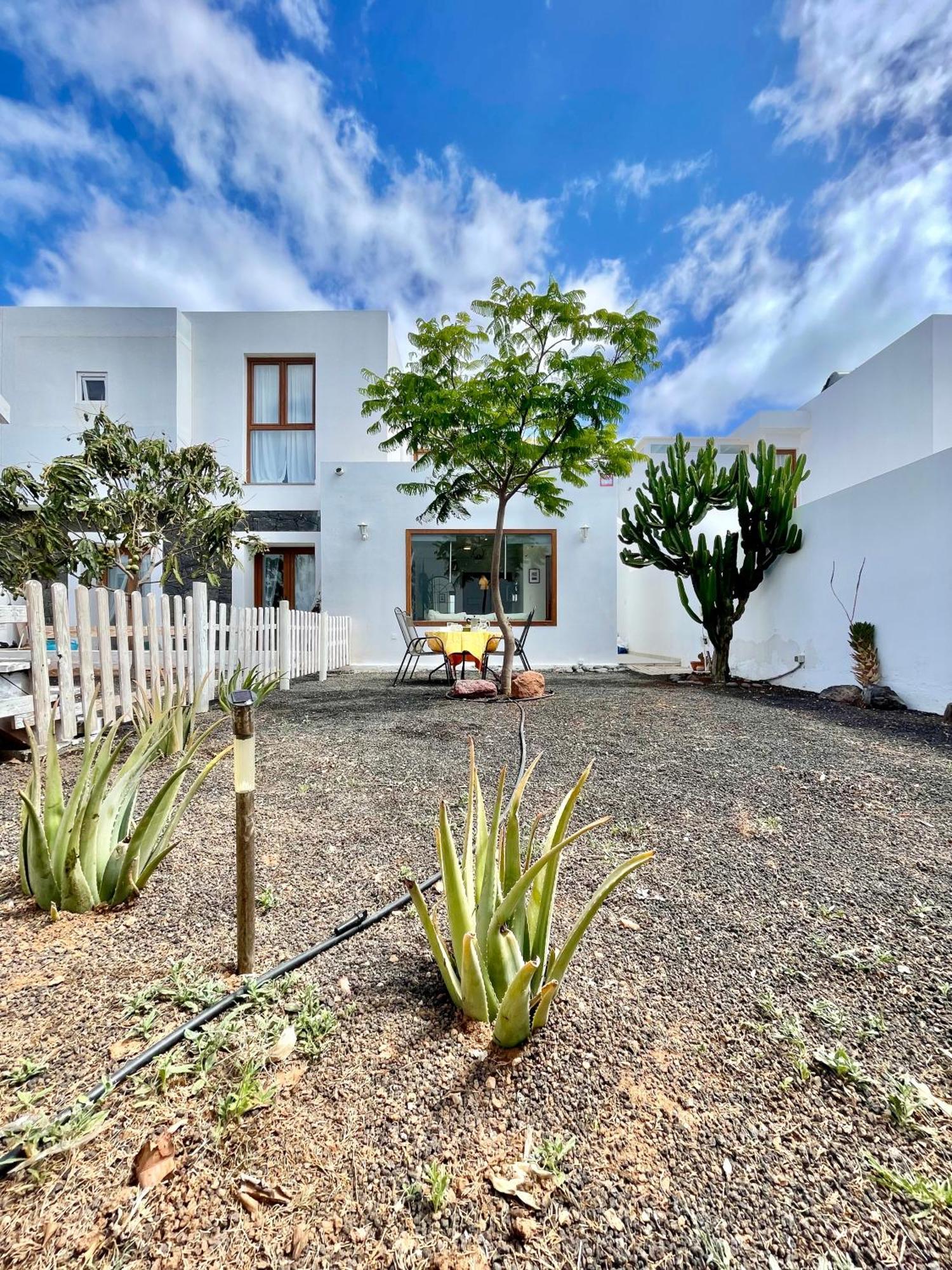 Loft La Cueva De Los Pajaros Playa Blanca  Exterior photo