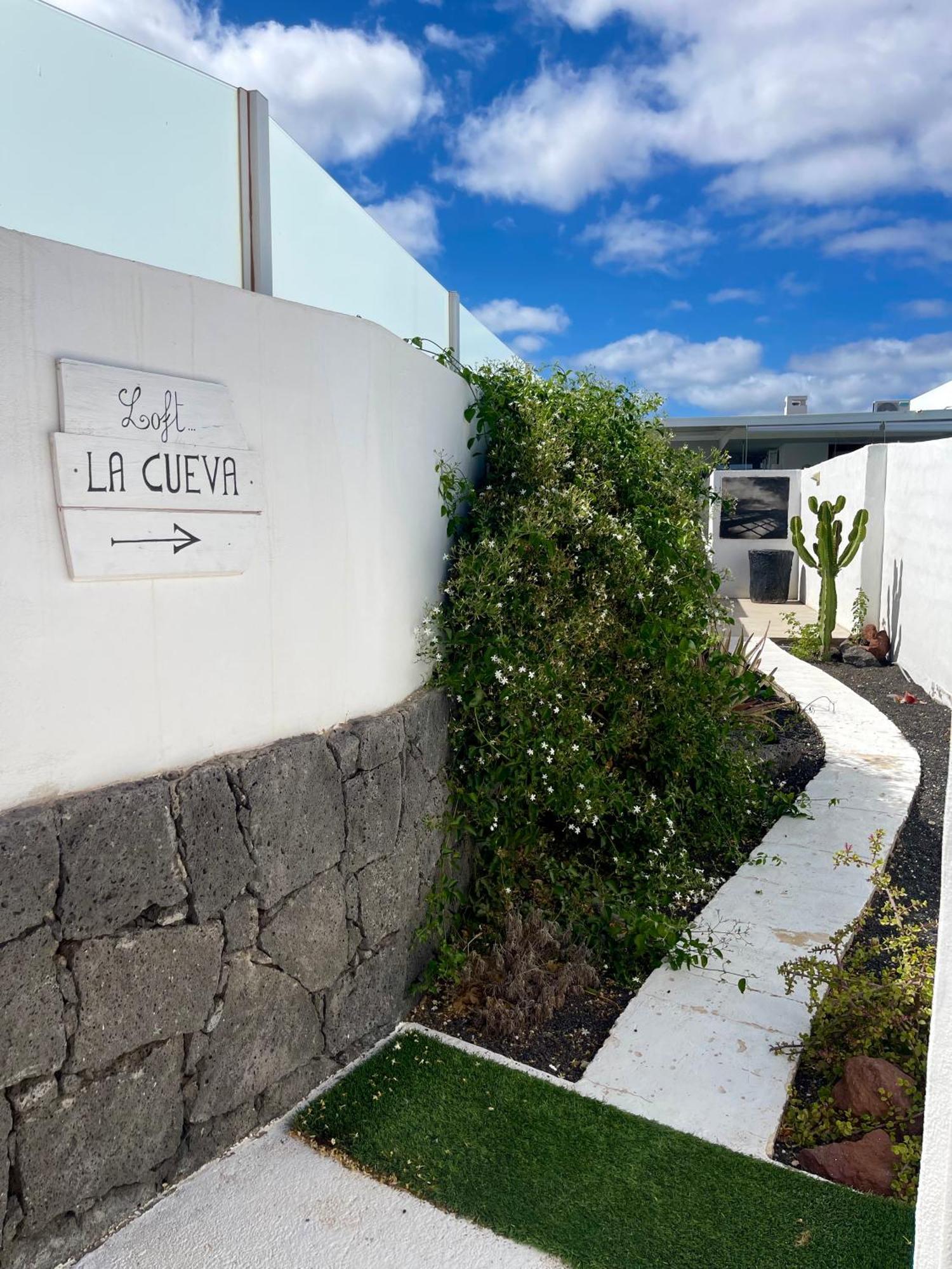 Loft La Cueva De Los Pajaros Playa Blanca  Exterior photo